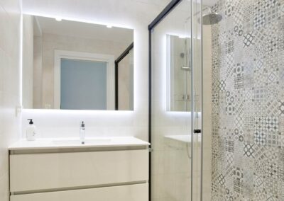 especialistas ceramica baño en pamplona